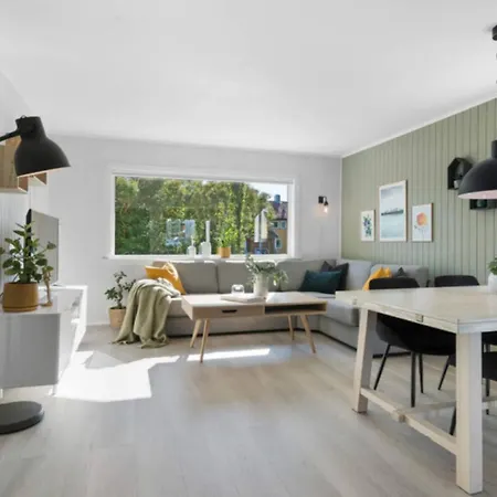 To-roms - Naer Alt *